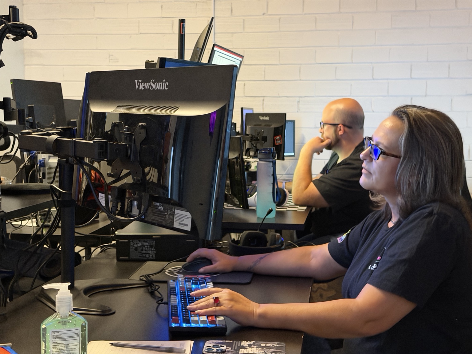 Legend Networking dental IT helpdesk team assisting clients